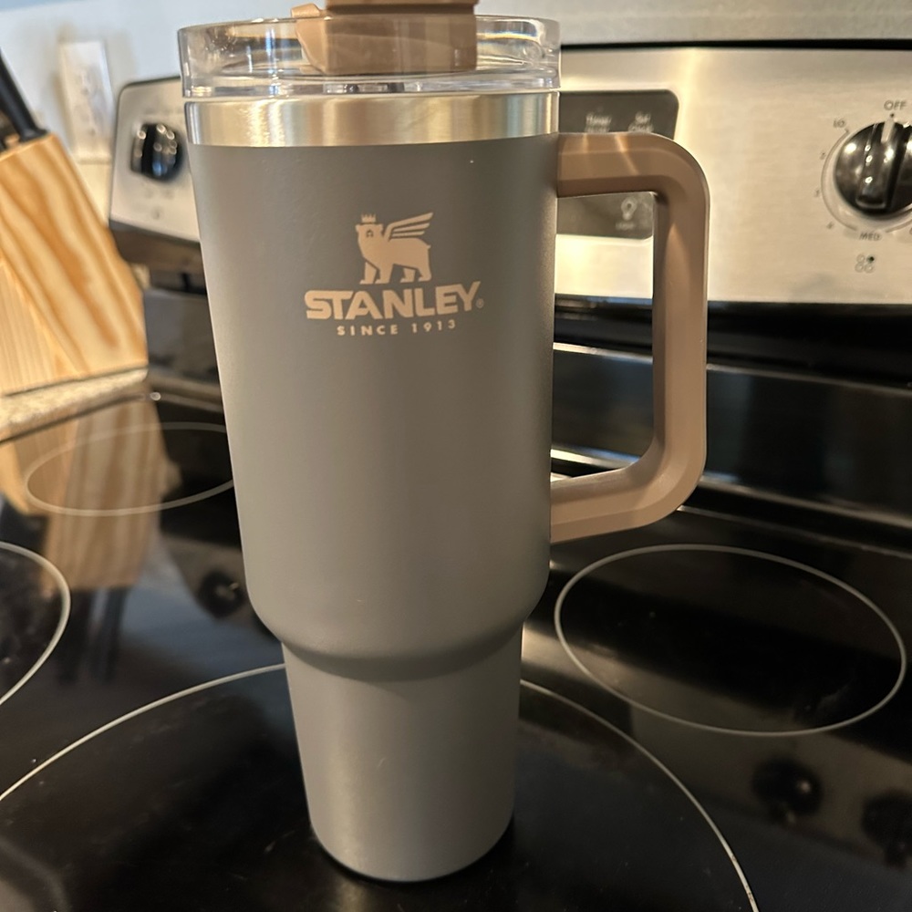 Stanley travel quencher
